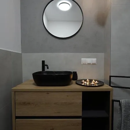 Przy Plantach Apartment *